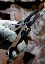 Leatherman OHT Alat Satu Tangan dengan Sarung Nilon