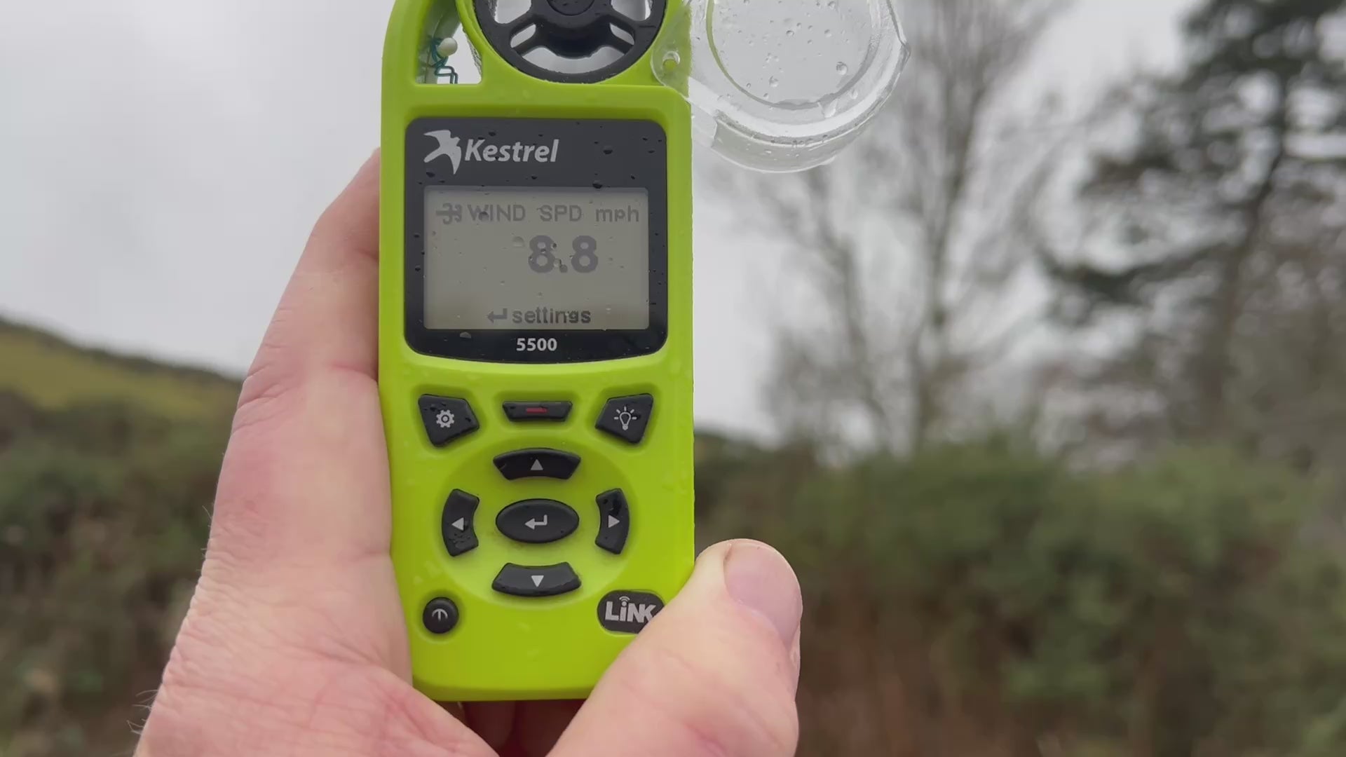 Cargar video: Kestrel 5500 en Escocia